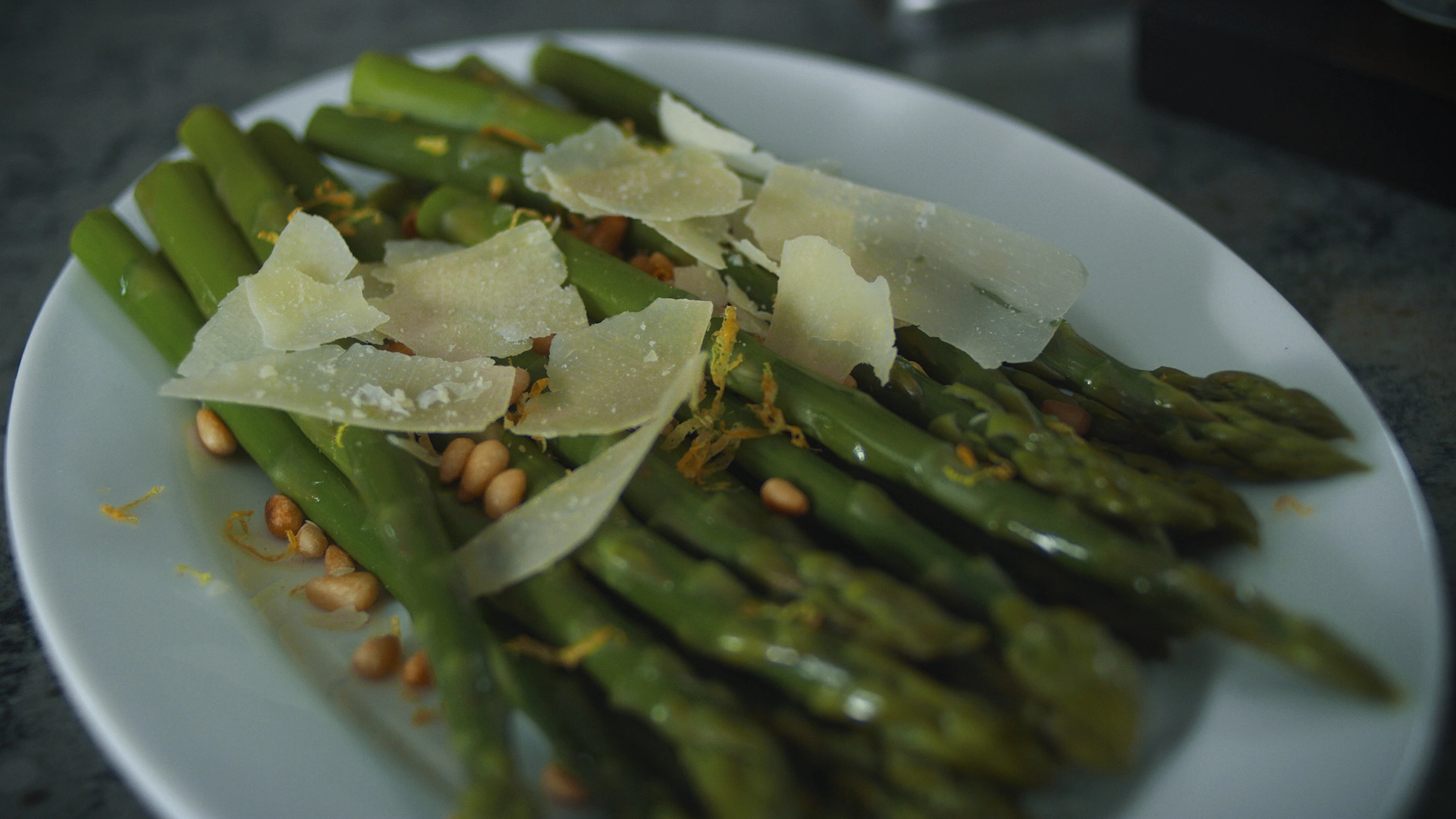 asparagus with shaved parmesan